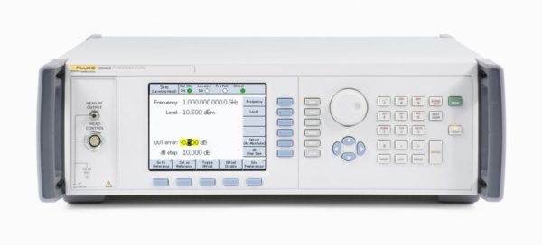 FLUKE CALIBRATION 96040A: 4 GHz RF Reference Source including 50 Ω ...